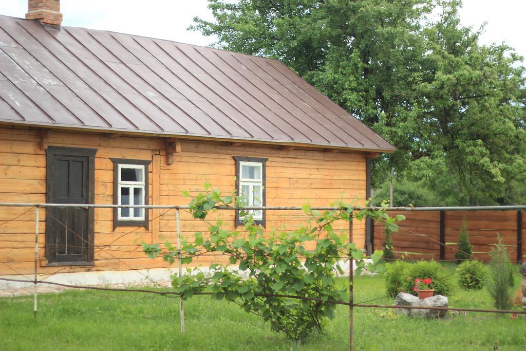 Usadba Kupalinka Hotel Ostrovo Habitación foto